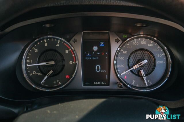 2023 TOYOTA HILUX   DUAL CAB