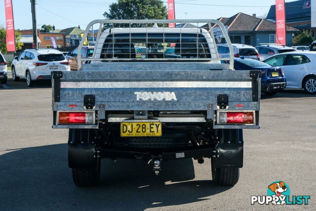 2023 TOYOTA HILUX   DUAL CAB