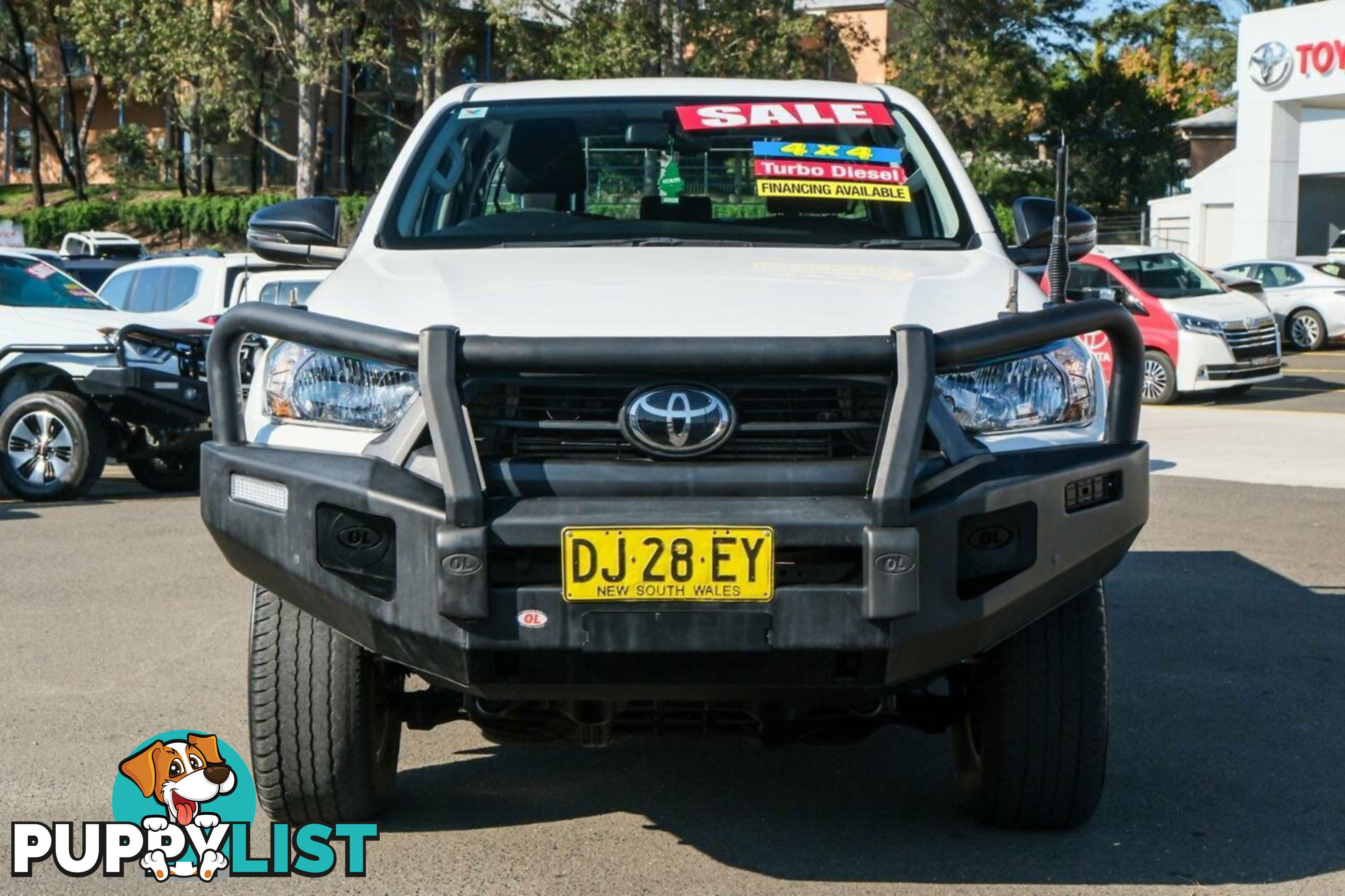 2023 TOYOTA HILUX   DUAL CAB
