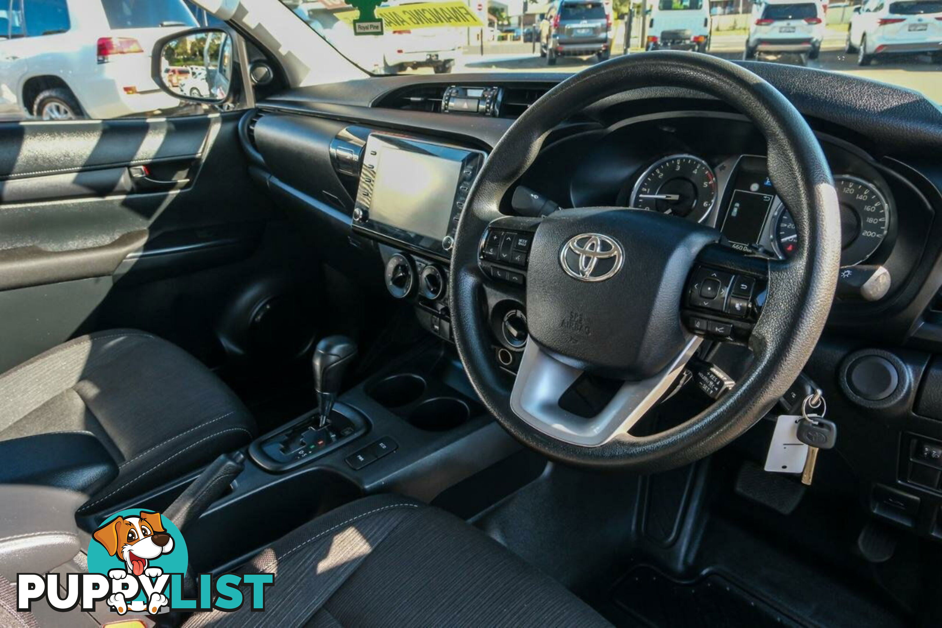 2023 TOYOTA HILUX   DUAL CAB