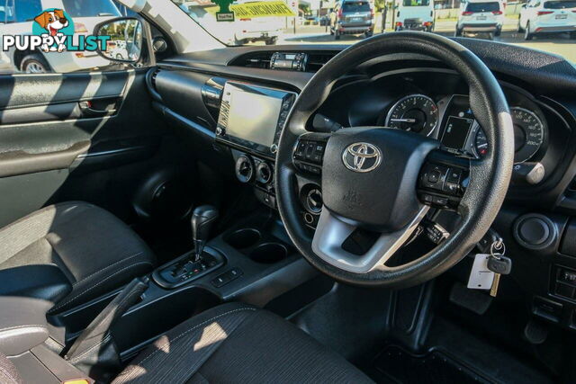2023 TOYOTA HILUX   DUAL CAB