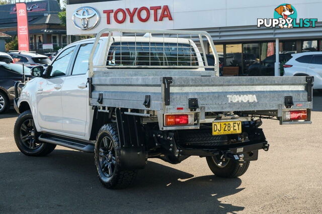 2023 TOYOTA HILUX   DUAL CAB