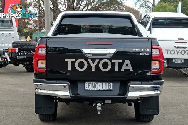 2021 TOYOTA HILUX   DUAL CAB