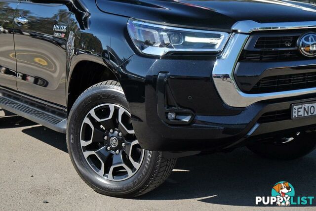 2021 TOYOTA HILUX   DUAL CAB