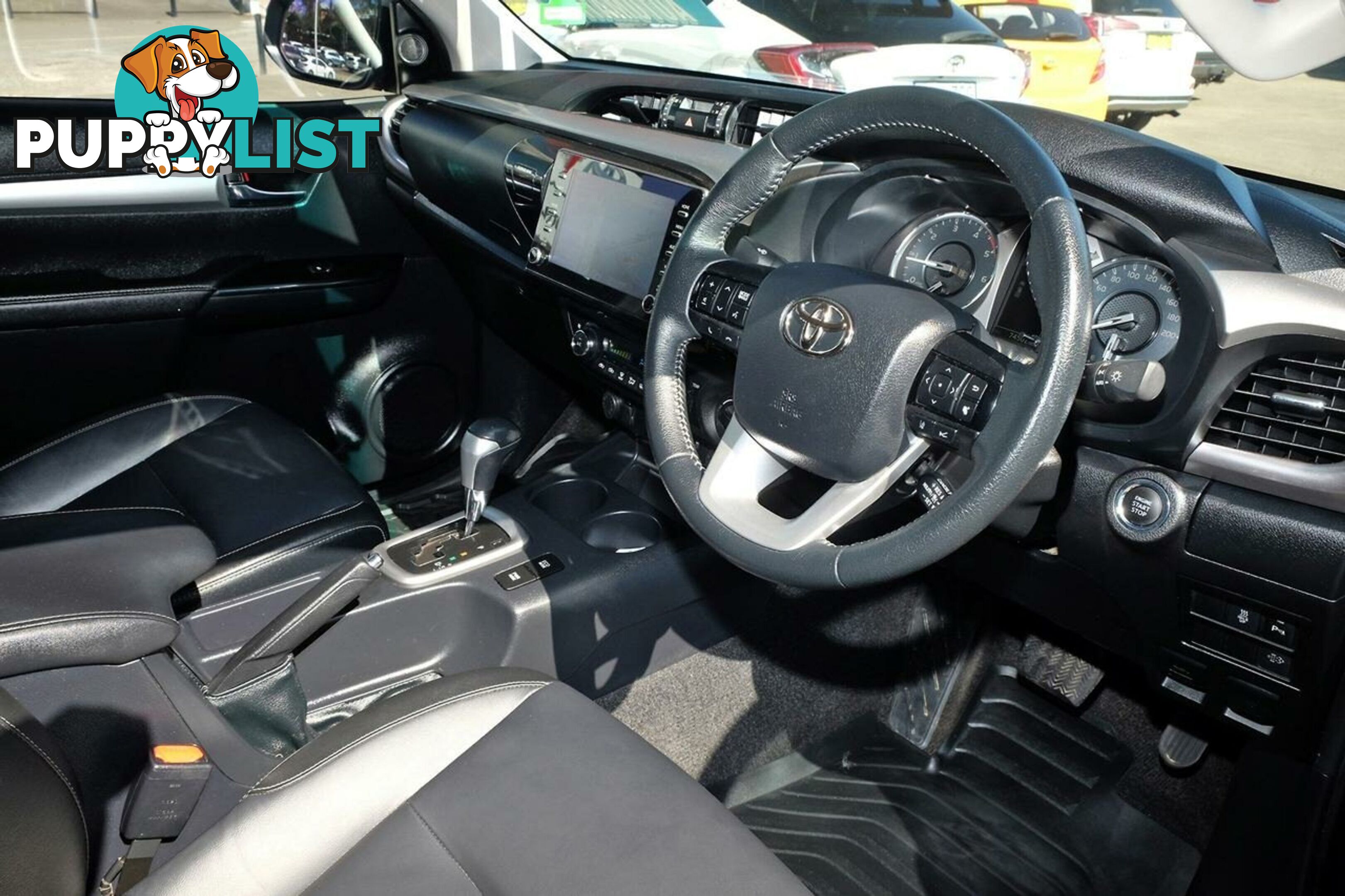 2021 TOYOTA HILUX   DUAL CAB