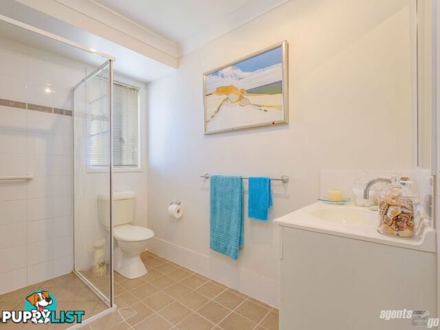 7 Parkview Close SOUTHSIDE QLD 4570