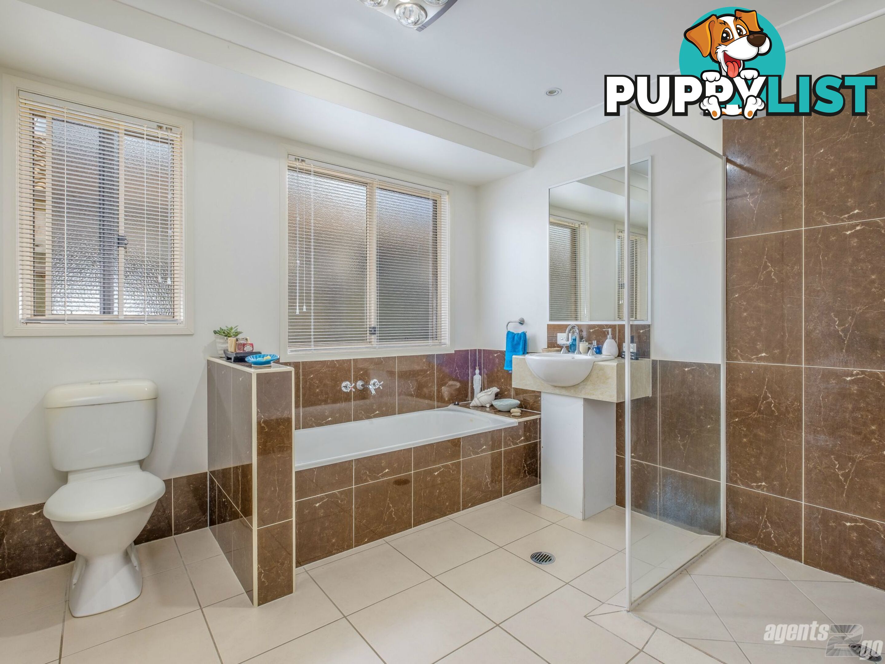 7 Parkview Close SOUTHSIDE QLD 4570