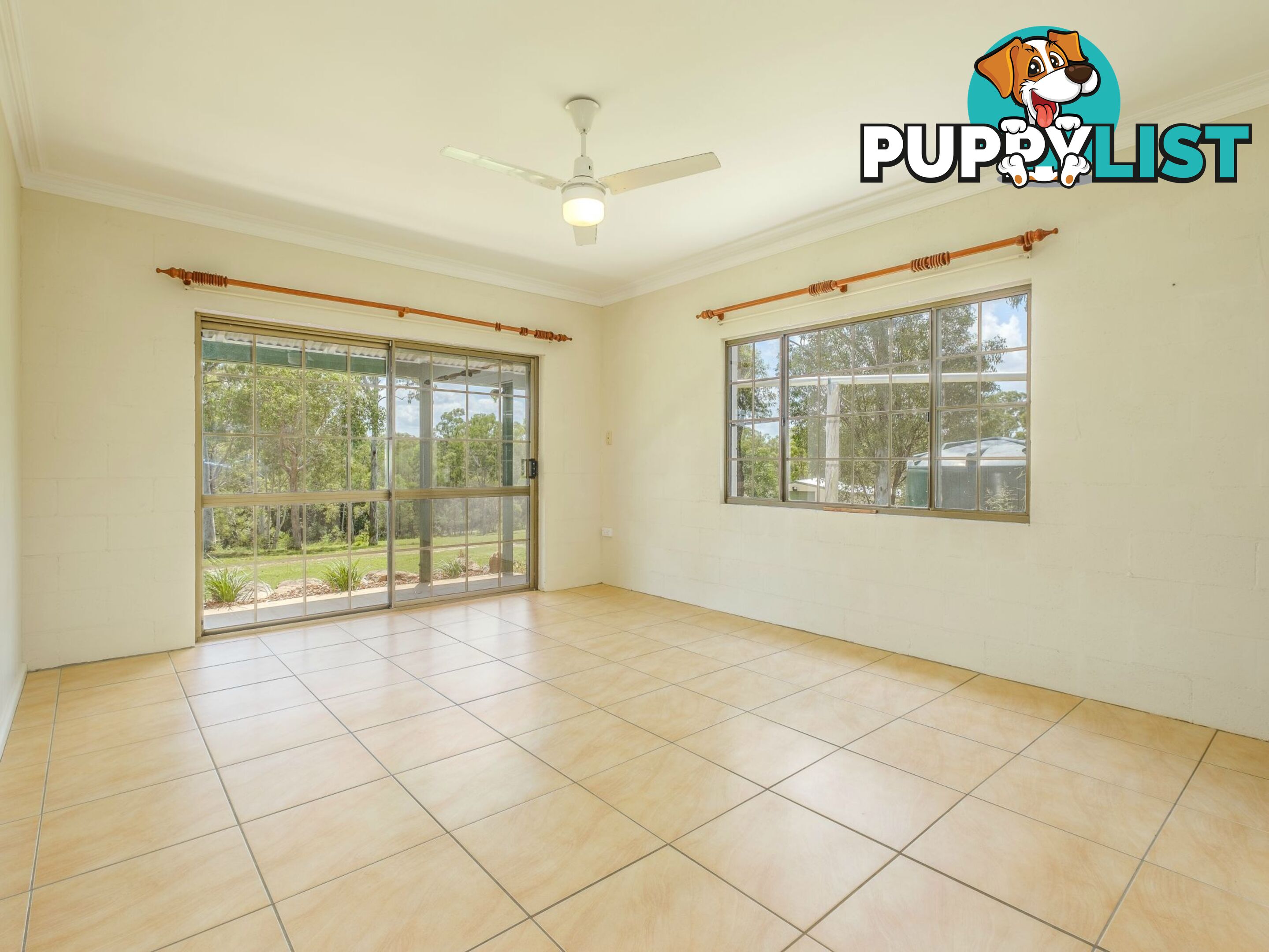 266 Tinana Road GOOMBOORIAN QLD 4570