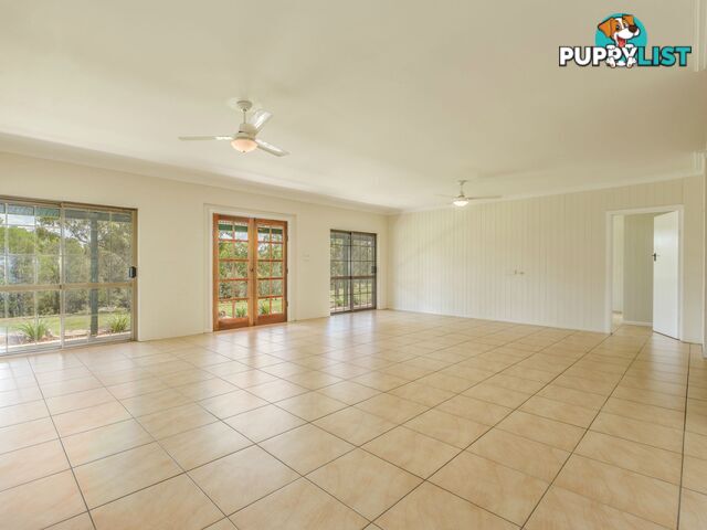 266 Tinana Road GOOMBOORIAN QLD 4570