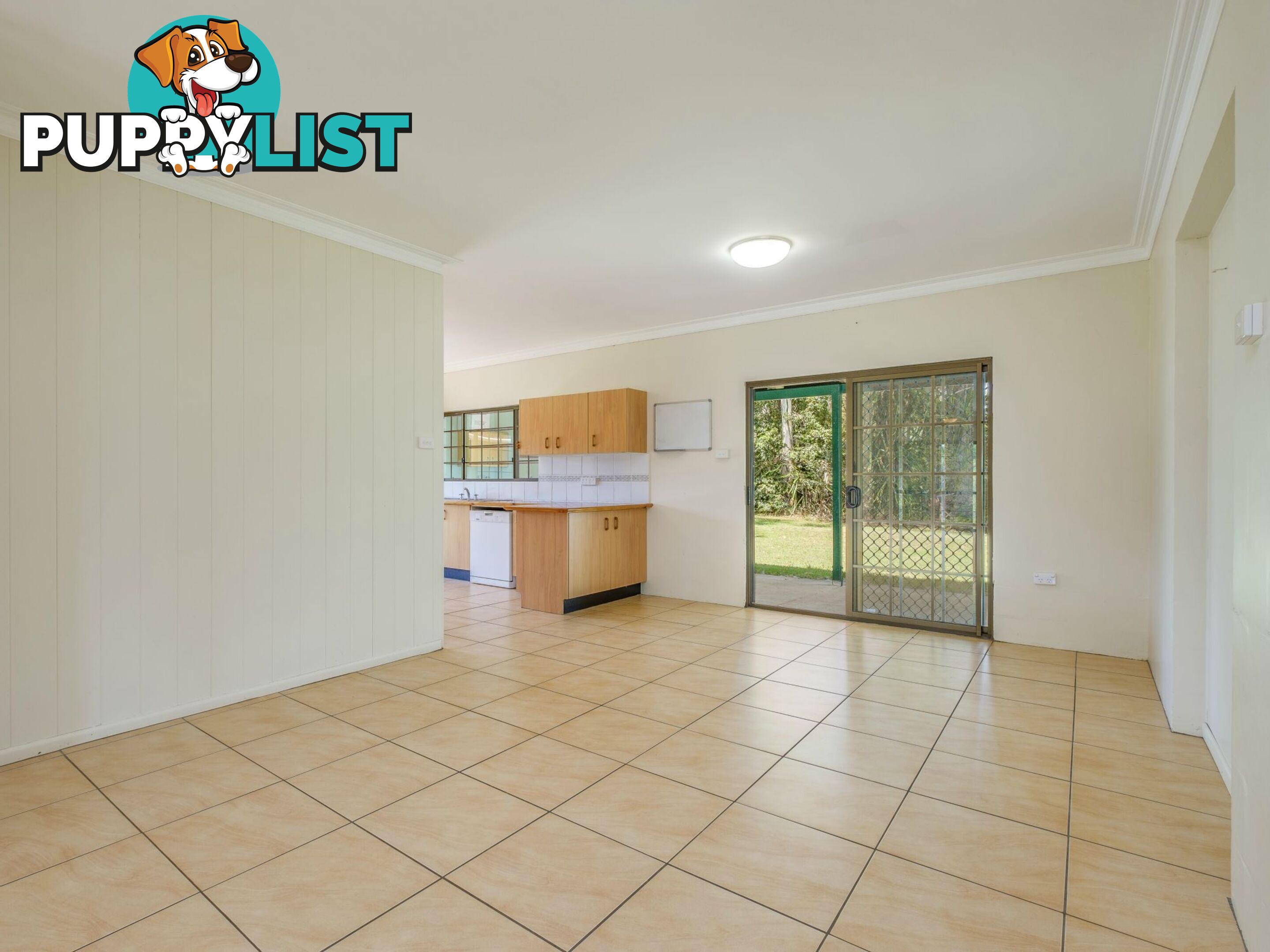 266 Tinana Road GOOMBOORIAN QLD 4570