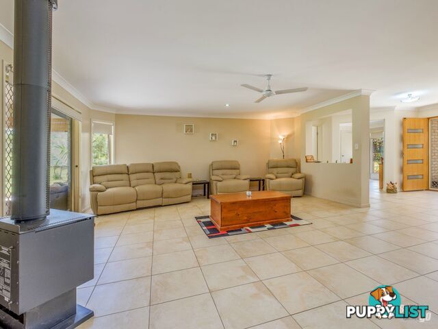 61 Settlement Road CURRA QLD 4570