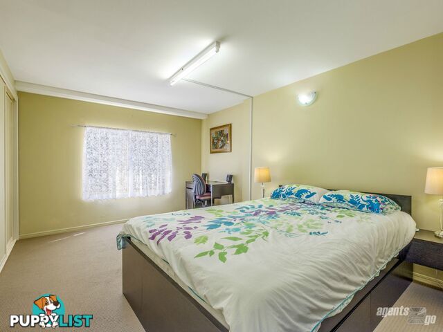 5 Melaleuca Court SOUTHSIDE QLD 4570