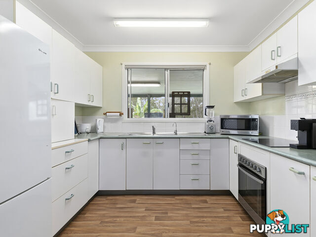 16 Varley Rd S Glenwood QLD 4570