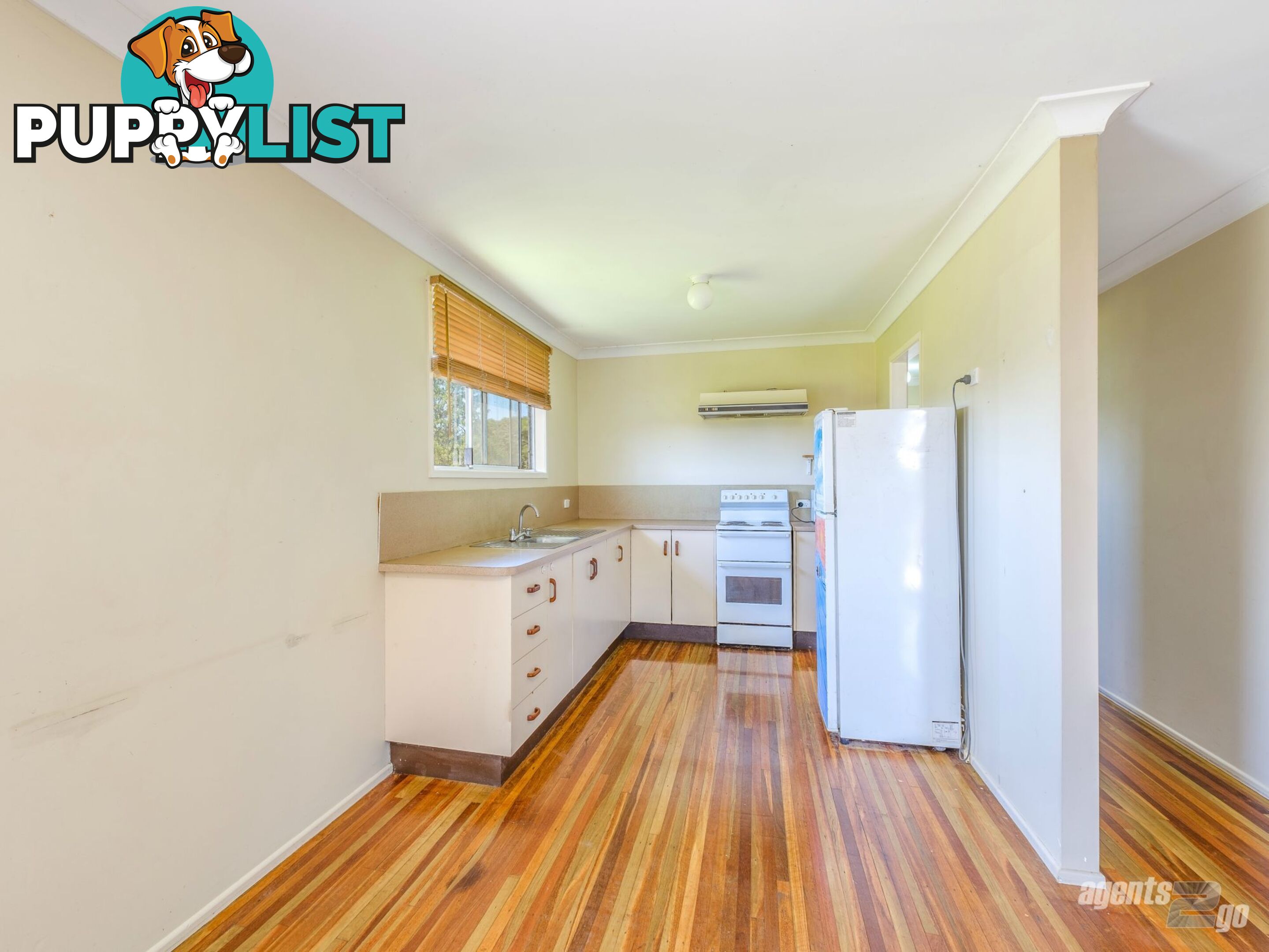 6 Katrina Court SOUTHSIDE QLD 4570