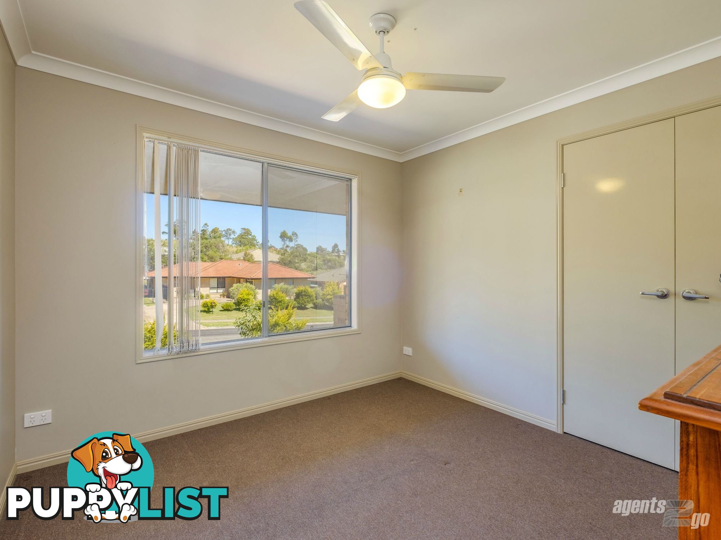 35 Lily Street SOUTHSIDE QLD 4570