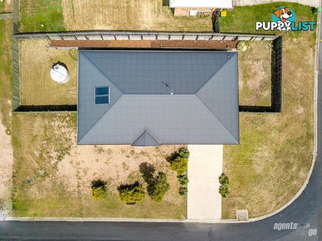 35 Lily Street SOUTHSIDE QLD 4570