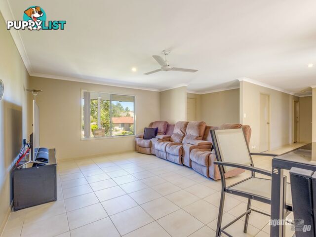 35 Lily Street SOUTHSIDE QLD 4570