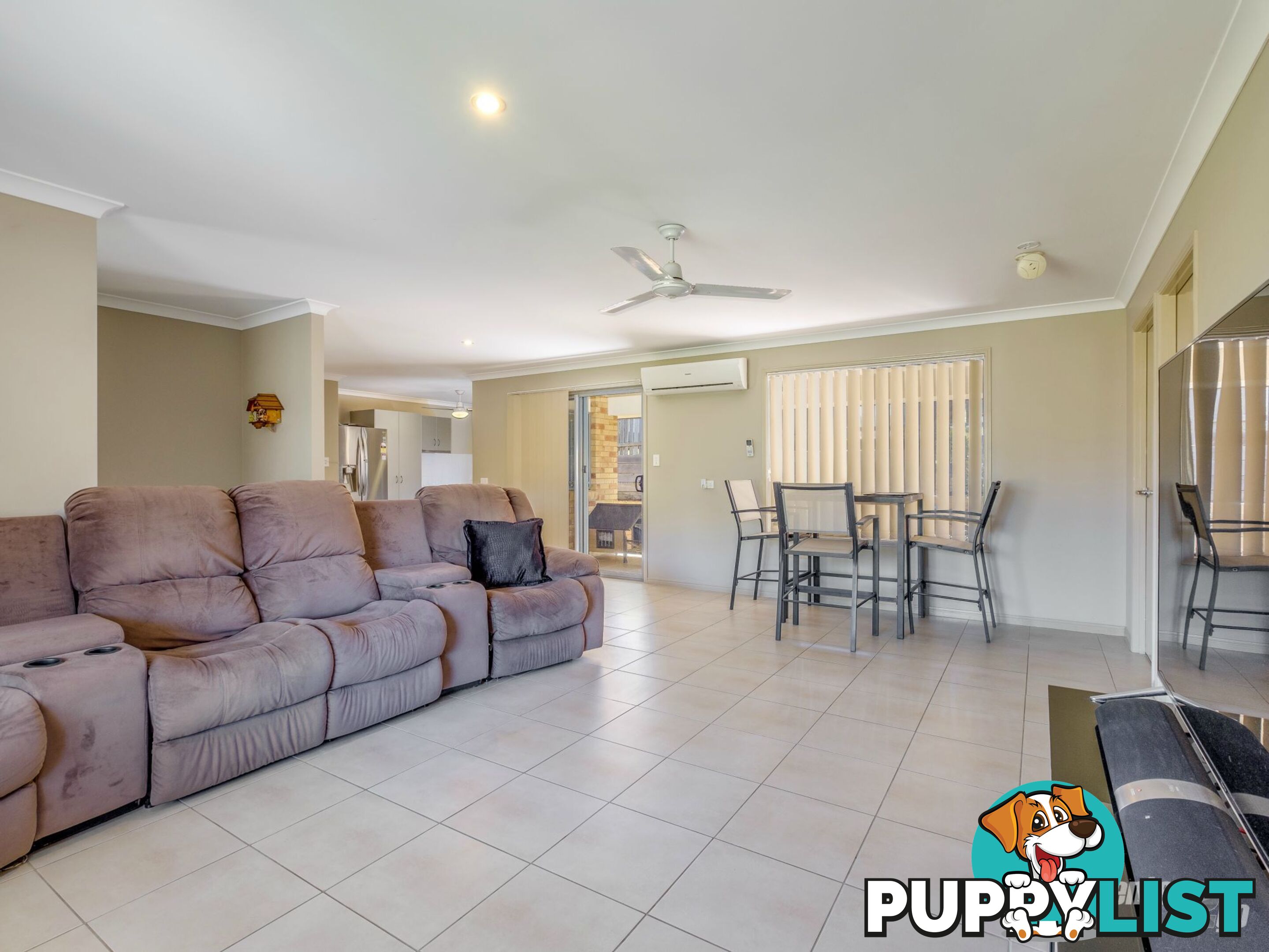 35 Lily Street SOUTHSIDE QLD 4570