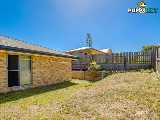 35 Lily Street SOUTHSIDE QLD 4570