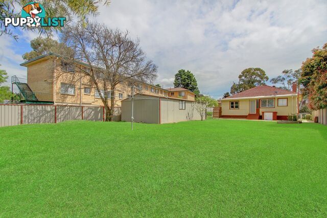 54 Crest Rd Crestwood NSW 2620