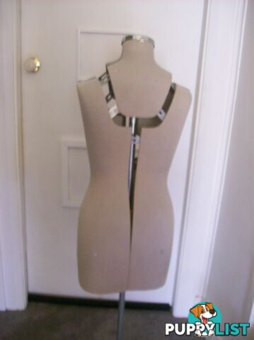 DRESSMKER DUMMY/MANNEQUIN  ...  NO OFFERS  ...  YOUNG