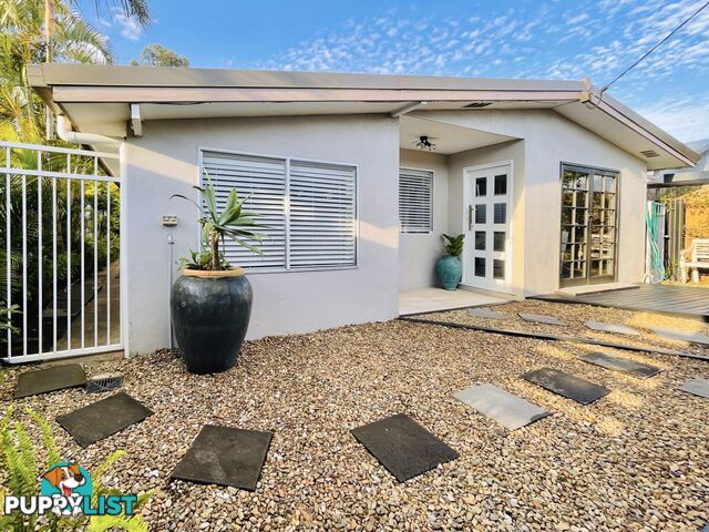 58 Turana St Coombabah QLD 4216