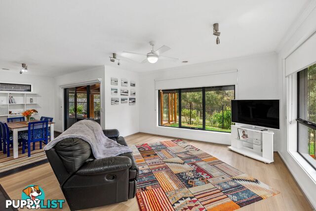 1 7 Saltbush pl Torquay VIC 3228