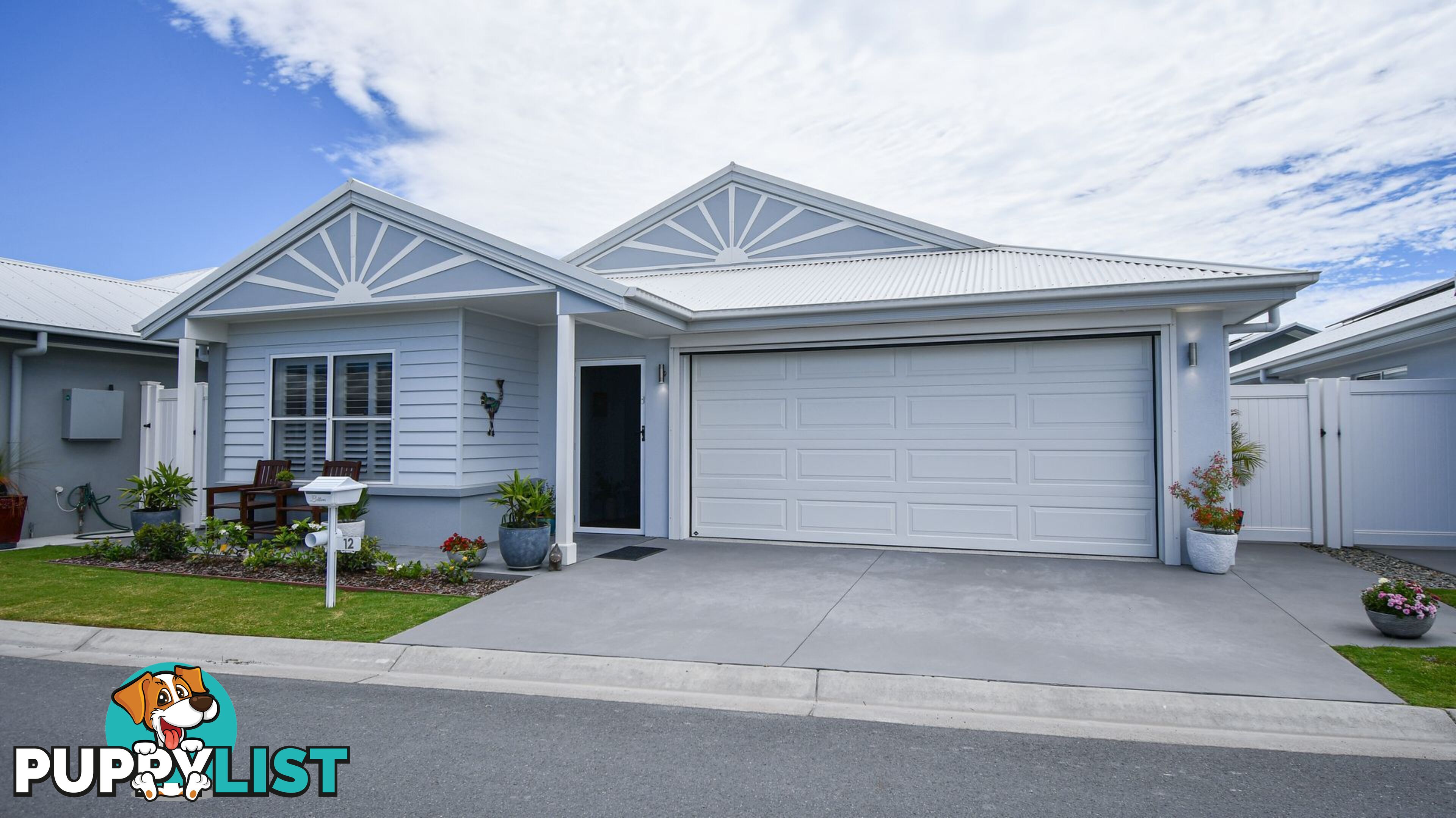 12 Oakmont Drive South West Rocks NSW 2431