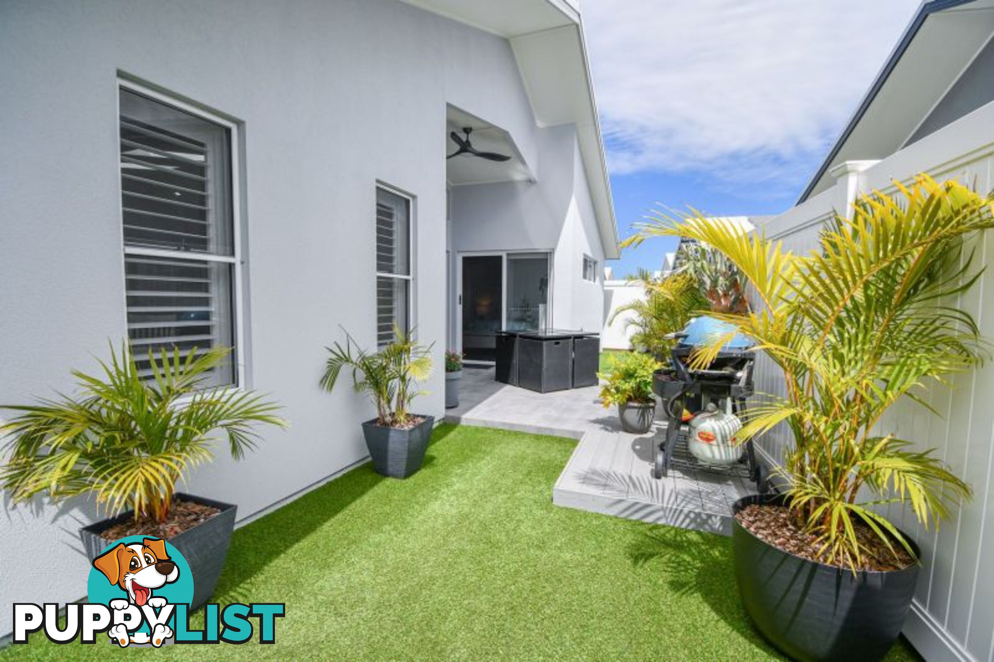 12 Oakmont Drive South West Rocks NSW 2431