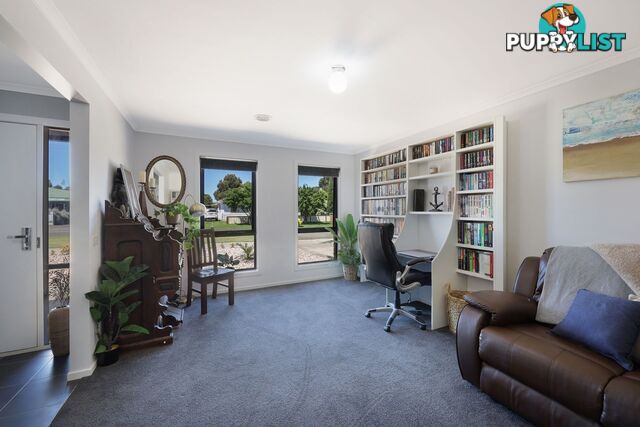 30A Black St Koroit VIC 3282