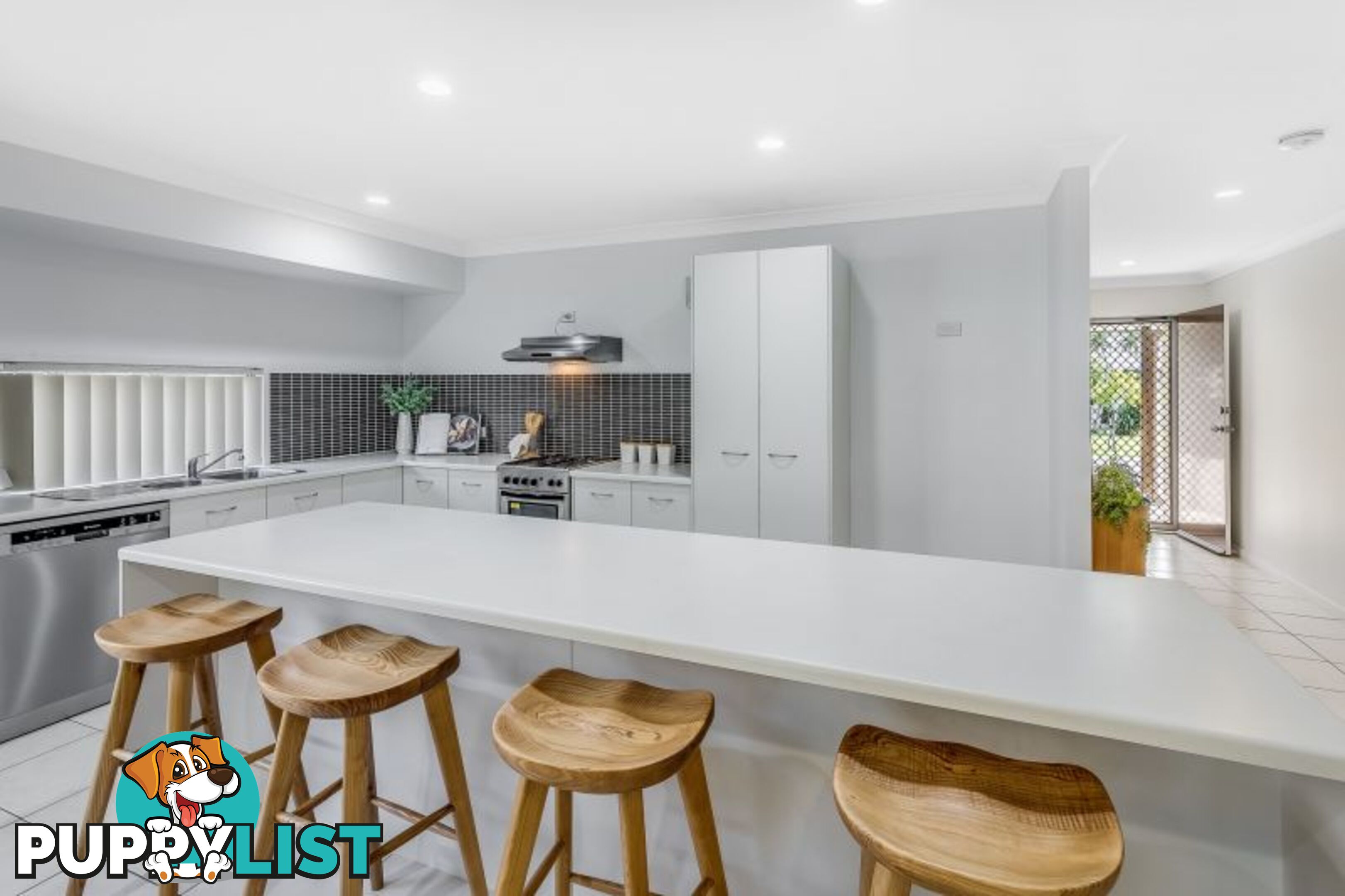 9 Frances Court Kallangur QLD 4503