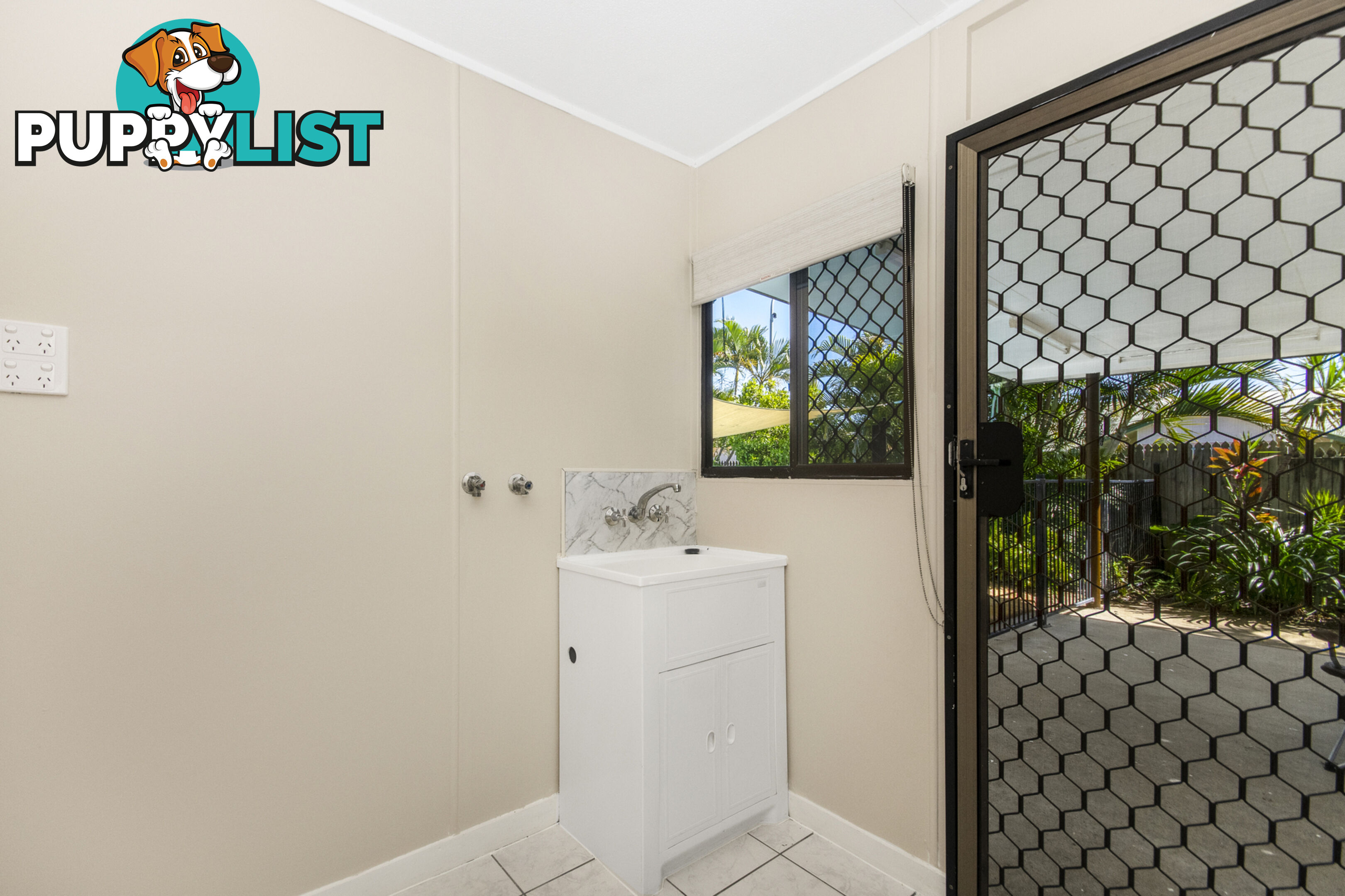 6 Emerald St Kirwan QLD 4817