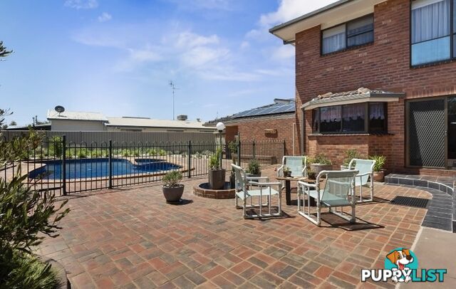 5 Athol White Court Tocumwal NSW 2714