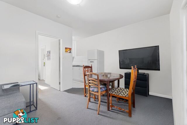 4 123 grange road GLEN HUNTLY VIC 3163