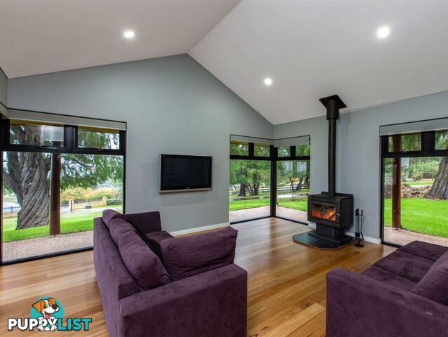 14 Fletcher crt Leschenault WA 6233