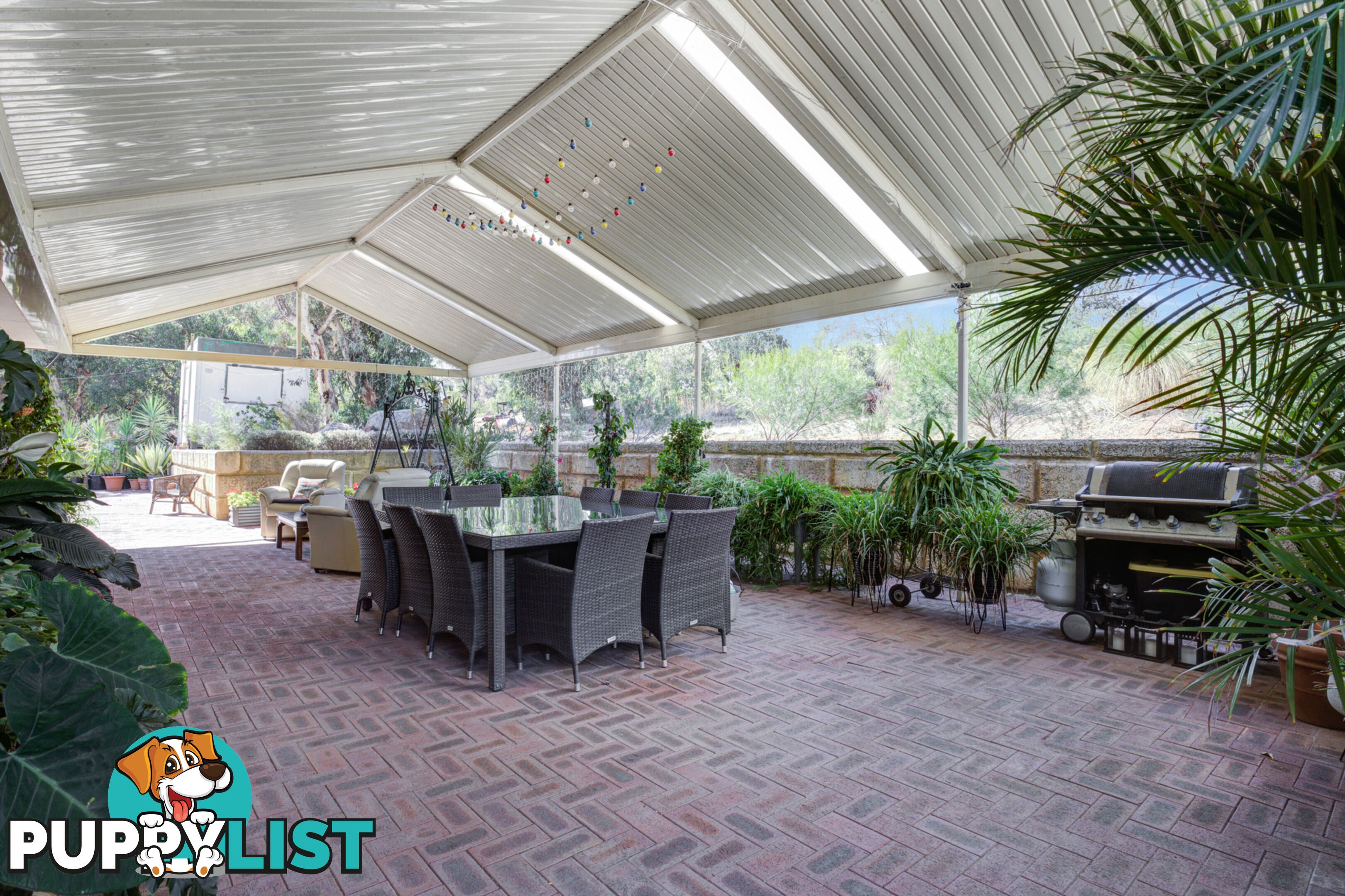 220 Viveash Road SWAN VIEW WA 6056