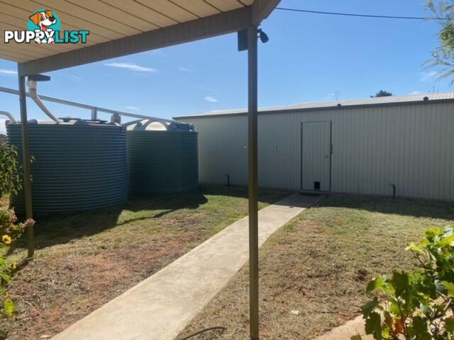 20 Old Blanchetown Road WAIKERIE SA 5330