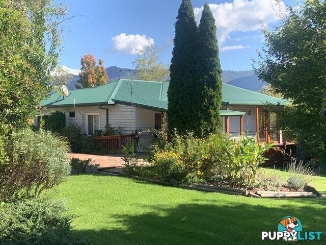 29 Fairway Avenue Mount Beauty VIC 3699