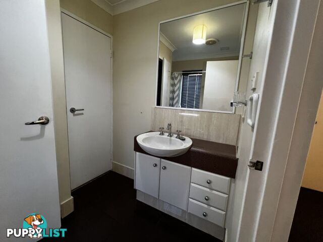 2 64 Moreing Street REDCLIFFE WA 6104