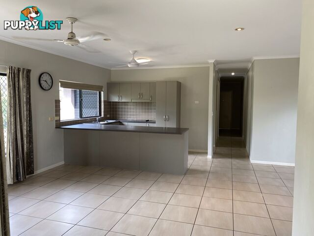 13 Moojeeba Way TRINITY PARK QLD 4879