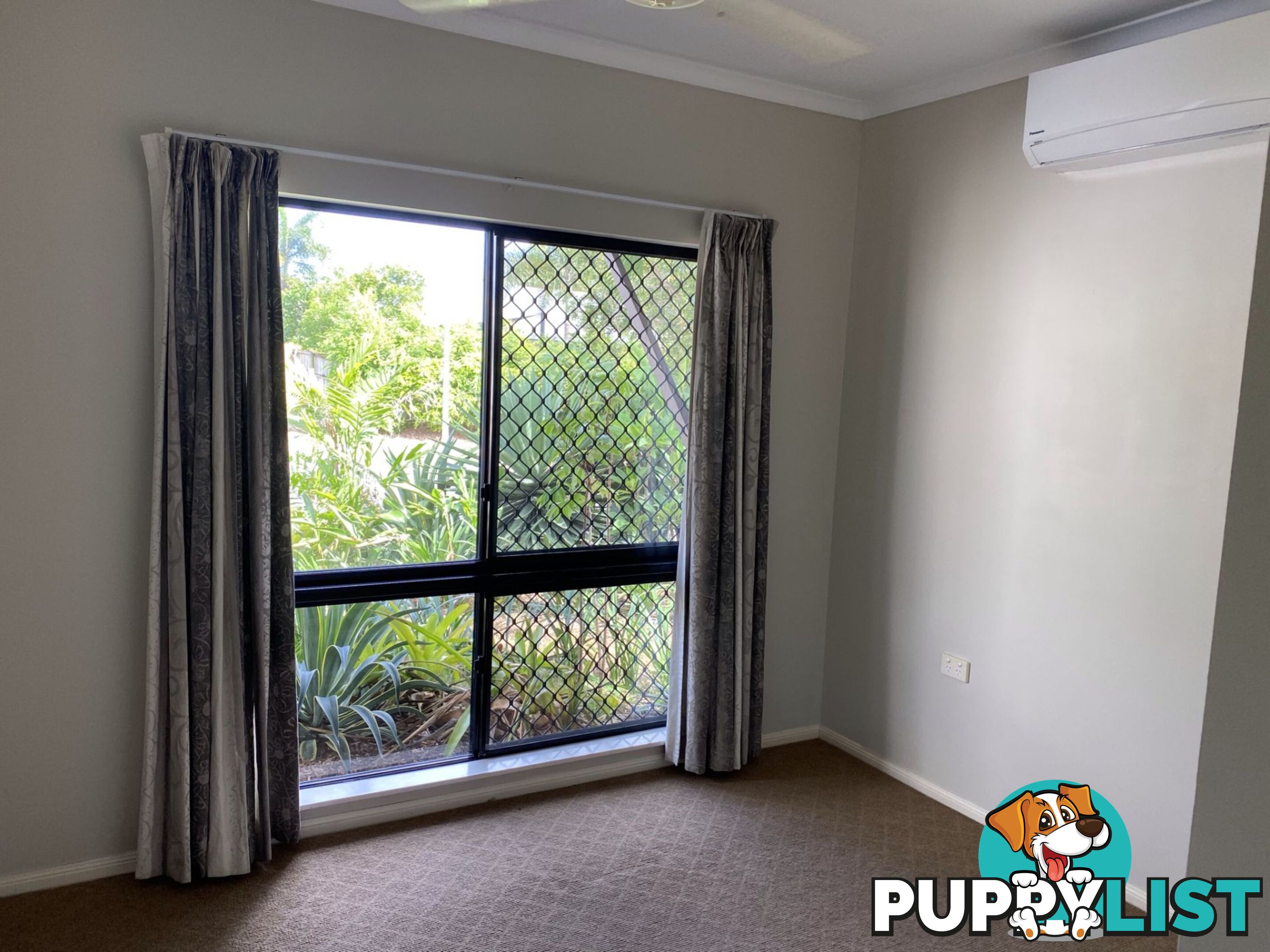 13 Moojeeba Way TRINITY PARK QLD 4879