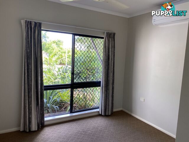 13 Moojeeba Way TRINITY PARK QLD 4879