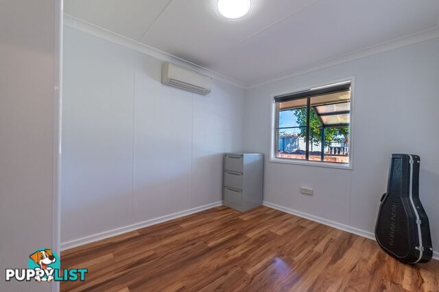 1 Giles Crescent DAMPIER WA 6713