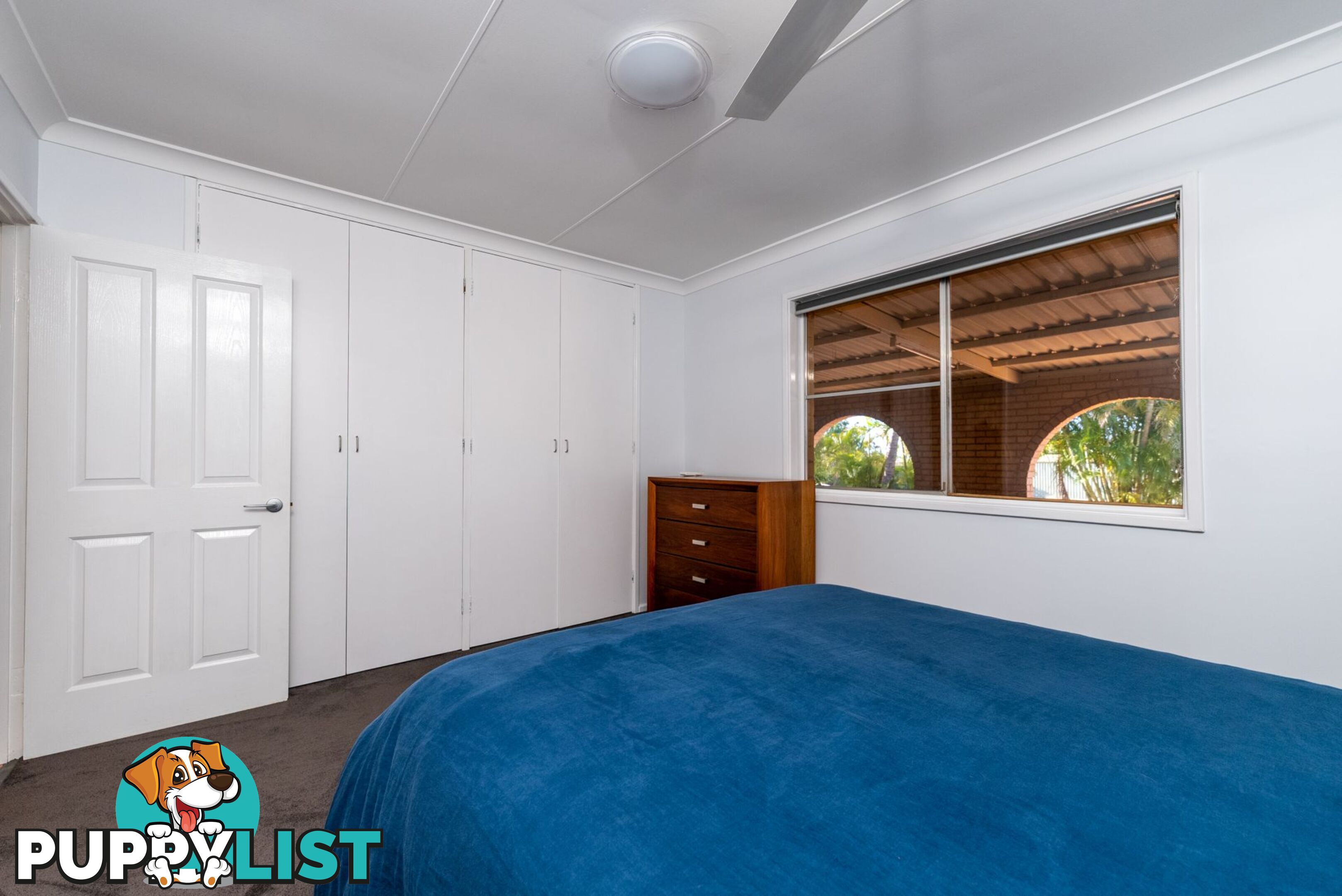 1 Giles Crescent DAMPIER WA 6713