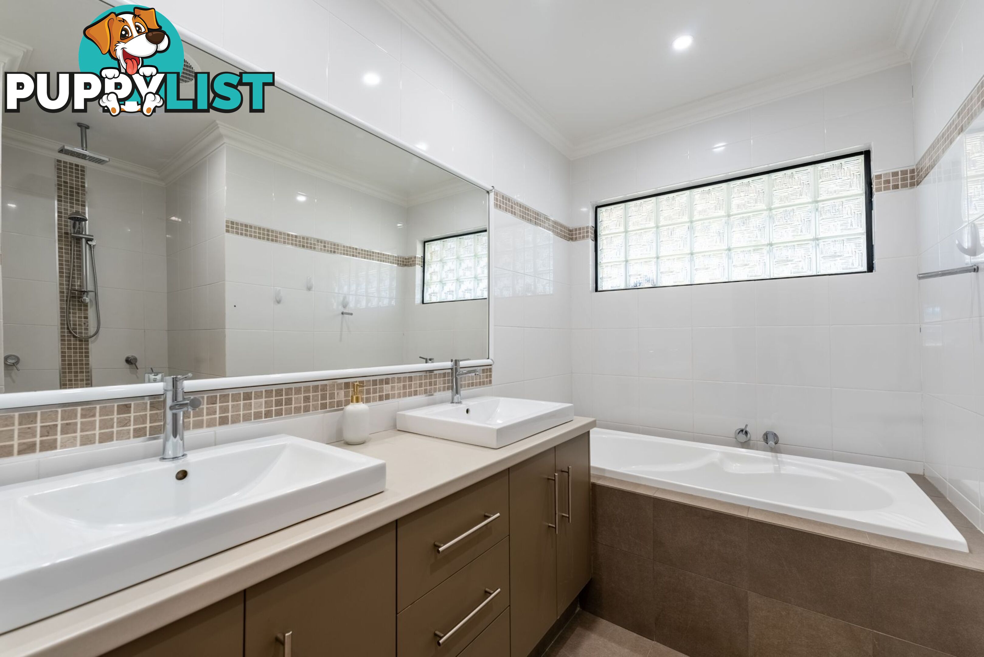 1 Giles Crescent DAMPIER WA 6713