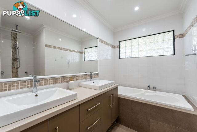 1 Giles Crescent DAMPIER WA 6713