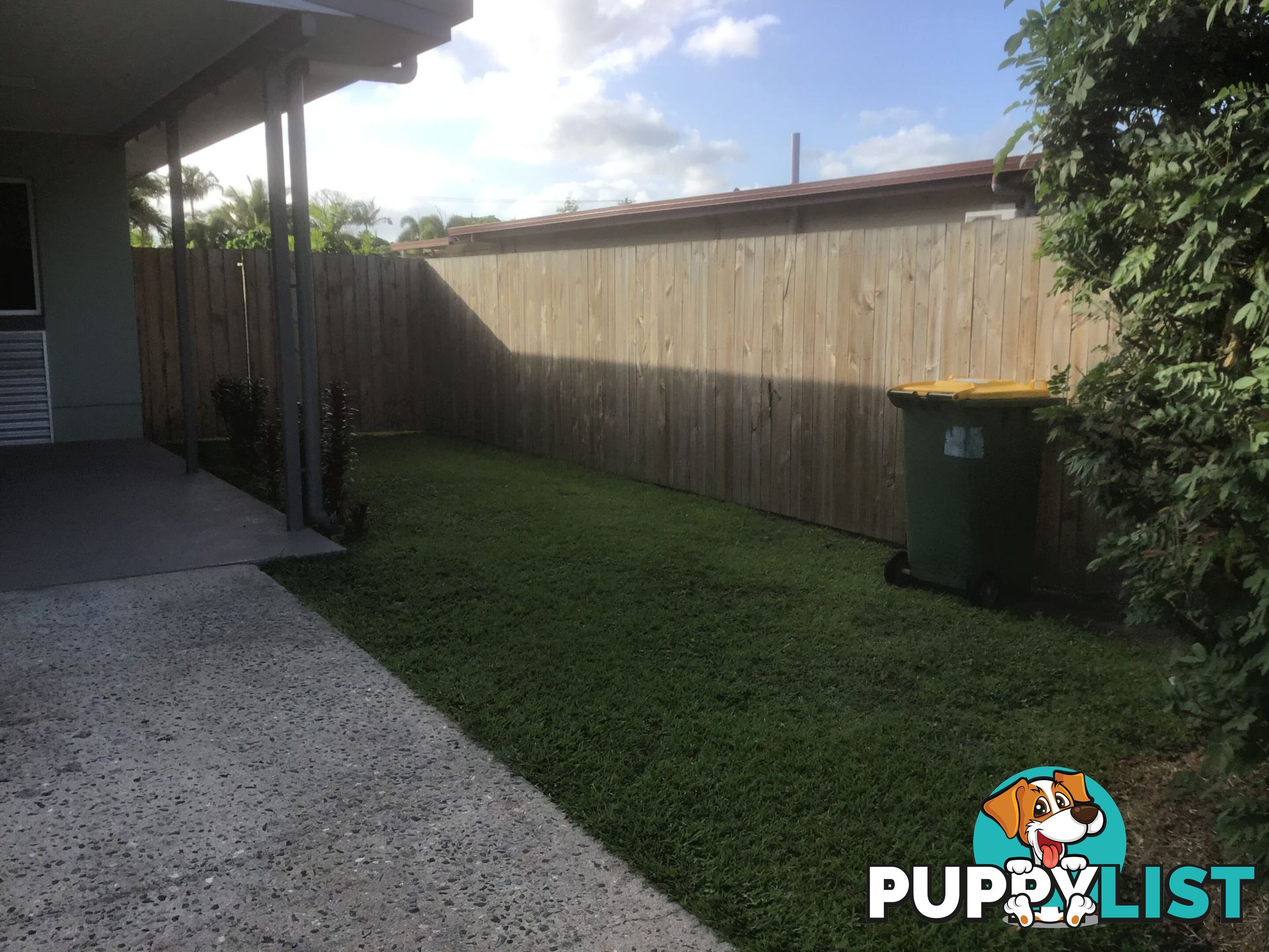 DUPLEX 1 & 2 32 Mahogany St MANOORA QLD 4870