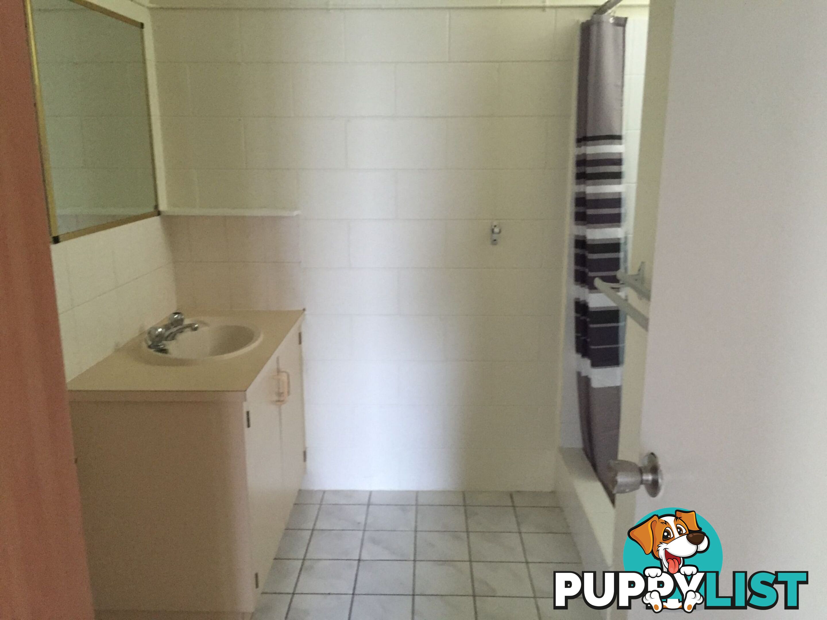 DUPLEX 1 & 2 32 Mahogany St MANOORA QLD 4870