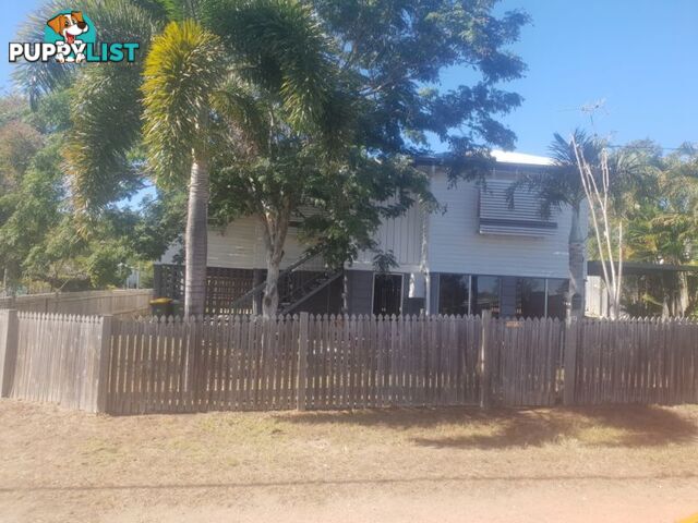 19 Eton St WEST ROCKHAMPTON QLD 4700