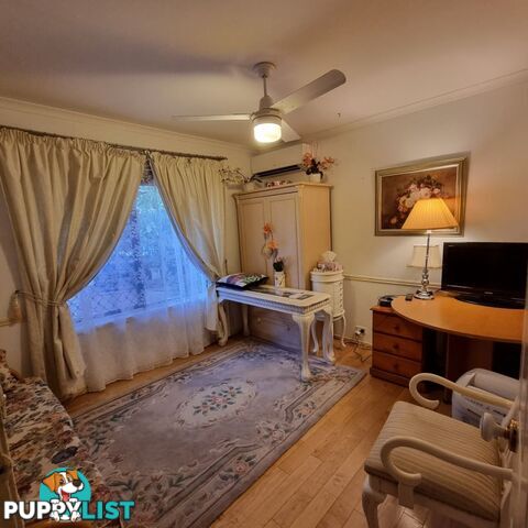 2 Paula Court Camira QLD 4300